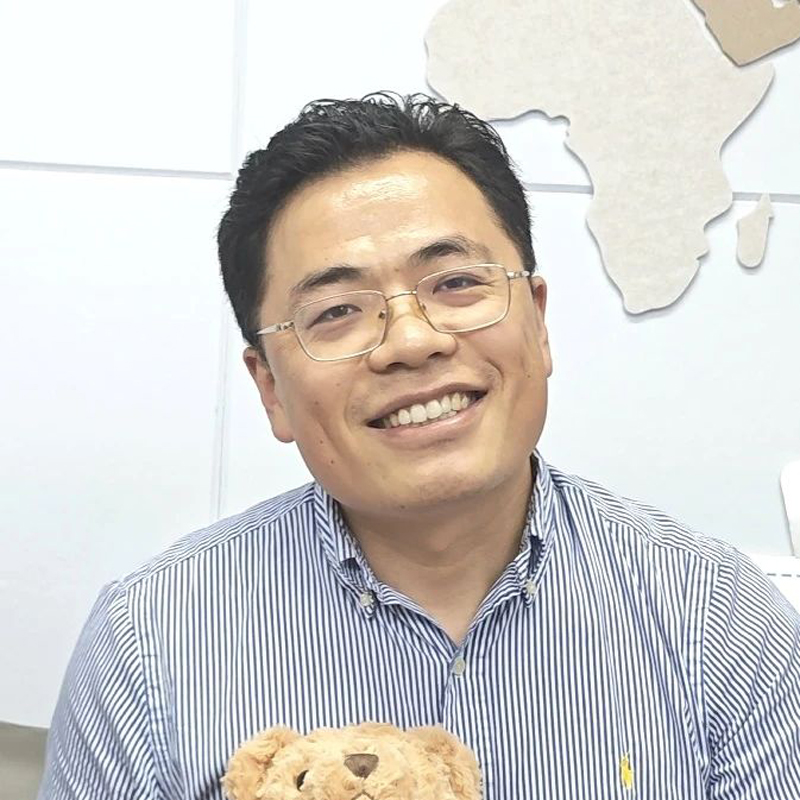 Byron Zhou