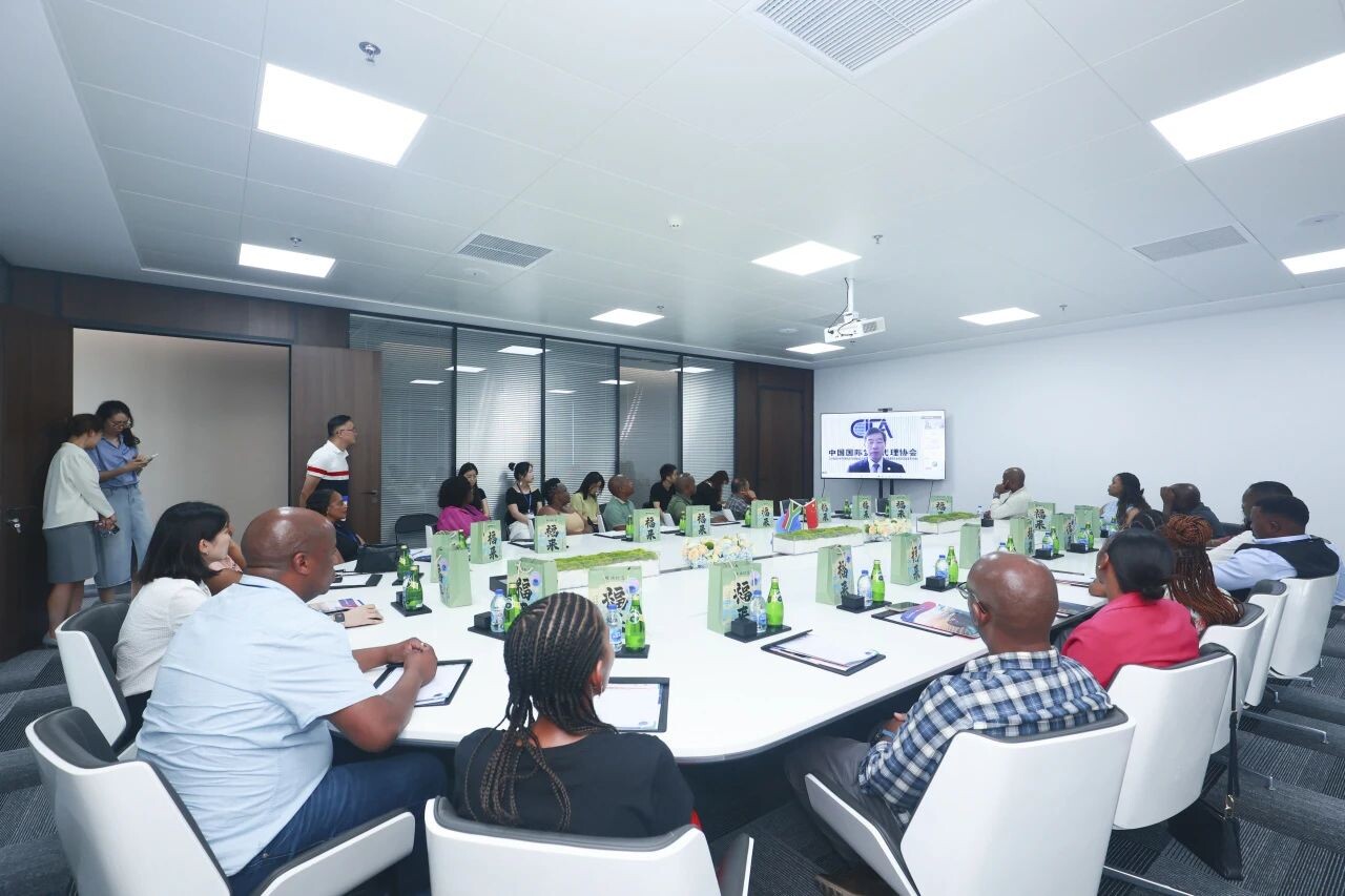WallTech Welcomes South Africa Supply Chain Delegation to Explore Digital Logistics Innovation WallTech Welcomes South Africa Supply Chain Delegation to Explore Digital Logistics Innovation